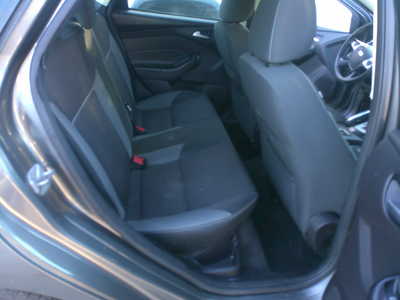 2014 Ford Focus, $3495. Photo 8