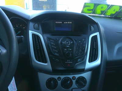 2014 Ford Focus, $3495. Photo 10