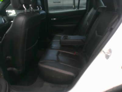 2011 Chrysler 200, $4495. Photo 6