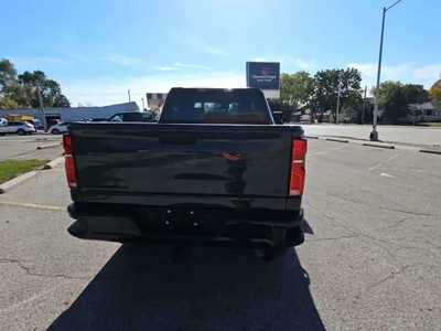 2025 Chevrolet 2500 Crew Cab, $58998. Photo 4