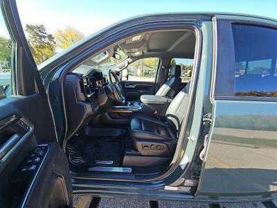 2025 Chevrolet 2500 Crew Cab, $58998. Photo 5