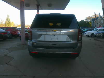 2023 Chevrolet Suburban, $48995. Photo 4