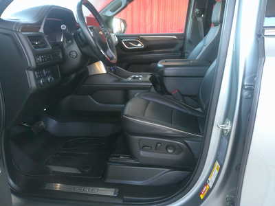 2023 Chevrolet Suburban, $48995. Photo 5