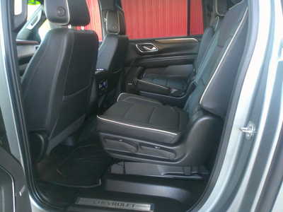 2023 Chevrolet Suburban, $48995. Photo 6