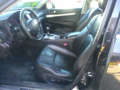 2011 Infiniti G37, $4988. Photo 5