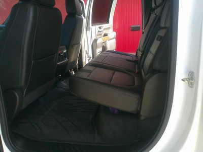 2023 Chevrolet 2500 Crew Cab, $55995. Photo 6