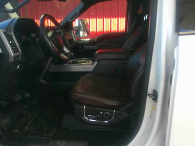 2017 Ford F150 Crew Cab, $23995. Photo 5