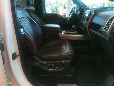 2017 Ford F150 Crew Cab, $23995. Photo 8