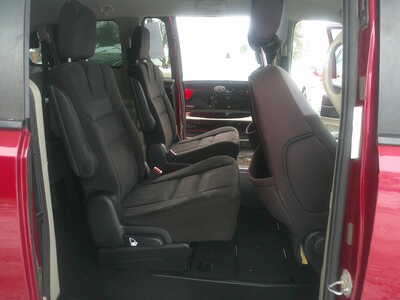 2016 Dodge Caravan, Grand, $6995. Photo 8