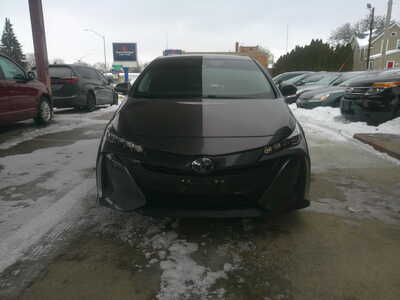2020 Toyota Prius, $15500. Photo 3