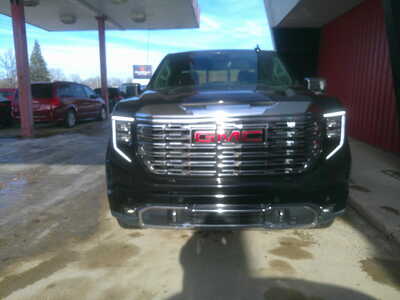 2024 GMC 1500 Crew Cab, $49995. Photo 3