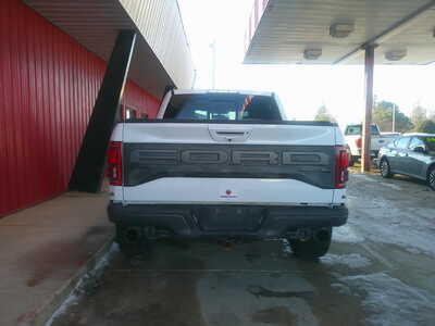 2019 Ford F150 Crew Cab, $30998. Photo 4