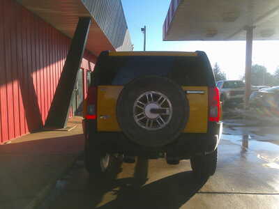2006 Hummer H3, $6995. Photo 4