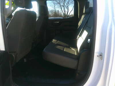2021 Chevrolet 1500 Crew Cab, $19995. Photo 6