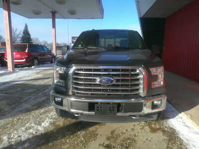 2017 Ford F150 Crew Cab, $11995. Photo 3