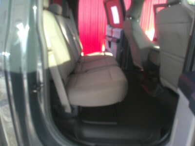 2017 Ford F150 Crew Cab, $11995. Photo 8