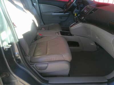 2014 Honda CR-V, $8488. Photo 6