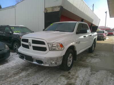 2016 RAM 1500 Crew Cab, $14995. Photo 2
