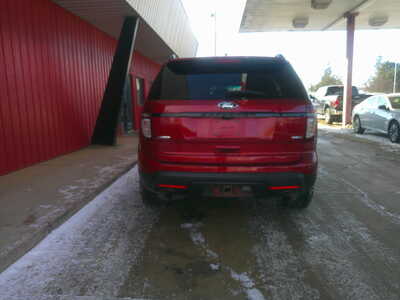 2015 Ford Explorer, $8995. Photo 5