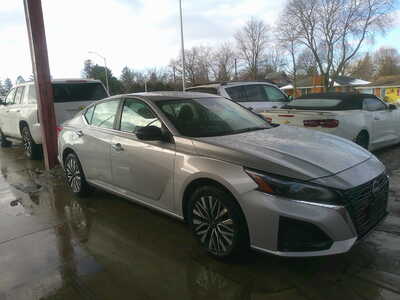 2025 Nissan Altima, $21995. Photo 2