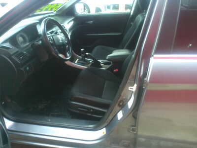 2013 Honda Accord, $5995. Photo 6