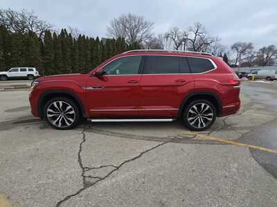 2021 Volkswagen Atlas, $26995. Photo 1