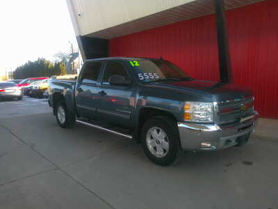 2012 Chevrolet 1500 Crew Cab, $5555. Photo 2