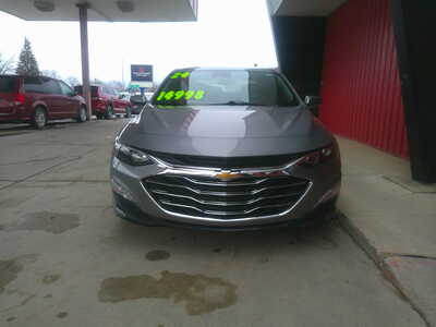 2024 Chevrolet Malibu, $14995. Photo 3