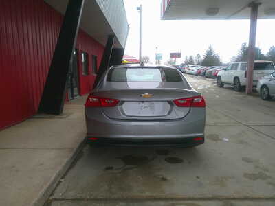 2024 Chevrolet Malibu, $14995. Photo 4