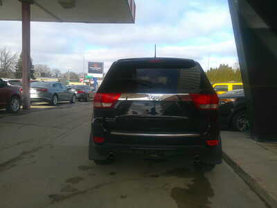 2011 Jeep Grand Cherokee, $5995. Photo 5