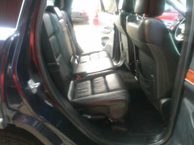 2011 Jeep Grand Cherokee, $5995. Photo 9