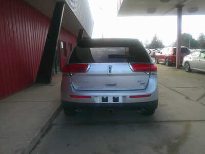 2012 Lincoln MKX, $7995. Photo 5