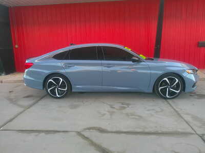 2022 Honda Accord, $12990. Photo 1