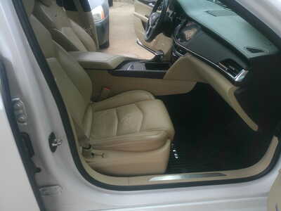 2017 Cadillac CT6, $13995. Photo 8