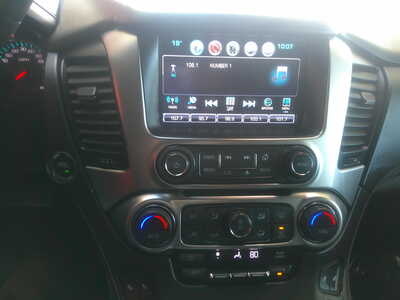 2018 Chevrolet Tahoe, $17800. Photo 11