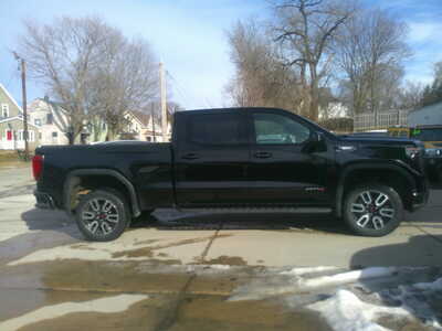2024 GMC 1500 Crew Cab, $48995. Photo 1