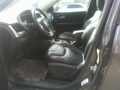 2015 Jeep Cherokee, $8995. Photo 6