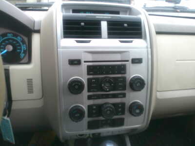 2010 Mercury Mariner, $4495. Photo 11