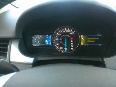 2011 Ford Edge, $6995. Photo 10