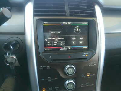 2011 Ford Edge, $6995. Photo 11