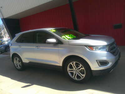 2016 Ford Edge, $7433. Photo 2