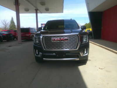 2021 GMC Yukon, $31995. Photo 4