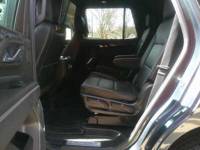 2021 GMC Yukon, $31995. Photo 7