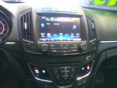 2017 Buick Regal, $9995. Photo 11