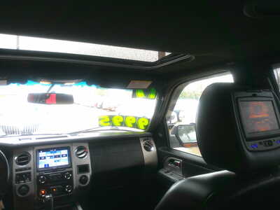 2017 Ford Expedition EL, $9995. Photo 10