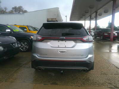 2016 Ford Edge, $7995. Photo 5