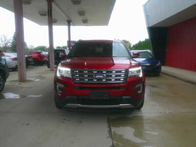 2016 Ford Explorer, $8995. Photo 4