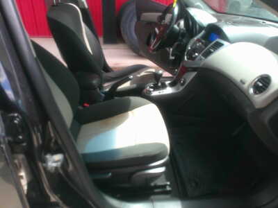 2011 Chevrolet Cruze, $2977. Photo 8