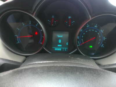2011 Chevrolet Cruze, $2977. Photo 10