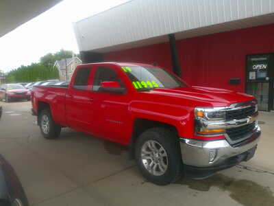 2019 Chevrolet 1500 Ext Cab, $11995. Photo 2